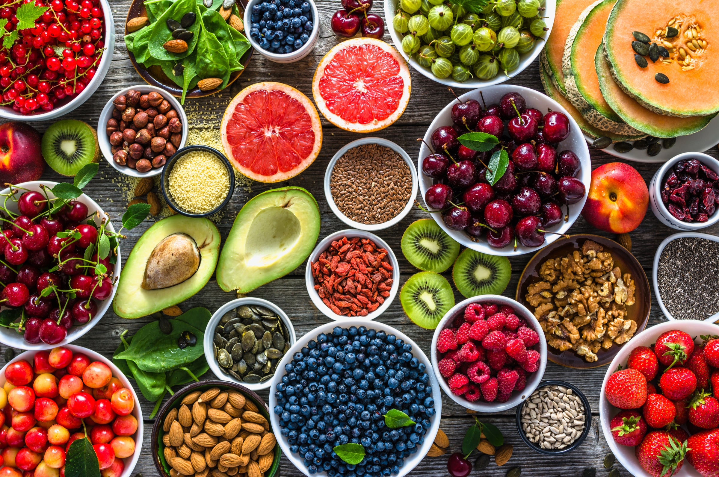 10 Superfoods Everyone Should Try To Incorporate Into Their Diet Plan | Superfoods for Diet